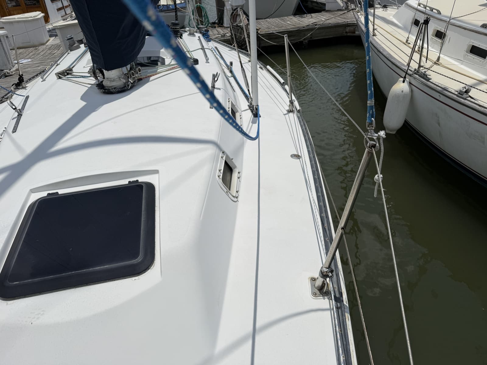 1984 Peterson 34 - Photo 11