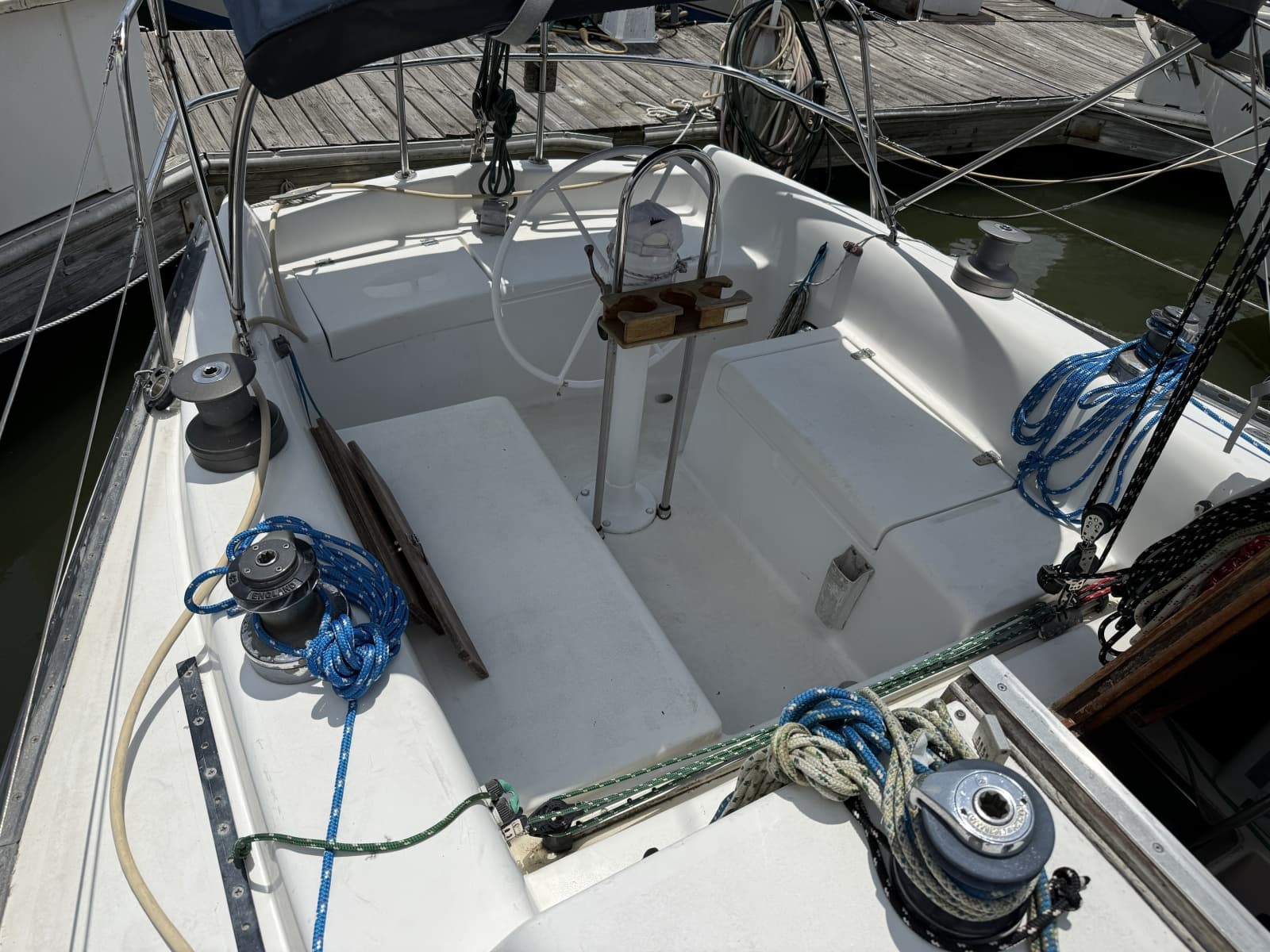 1984 Peterson 34 - Photo 8