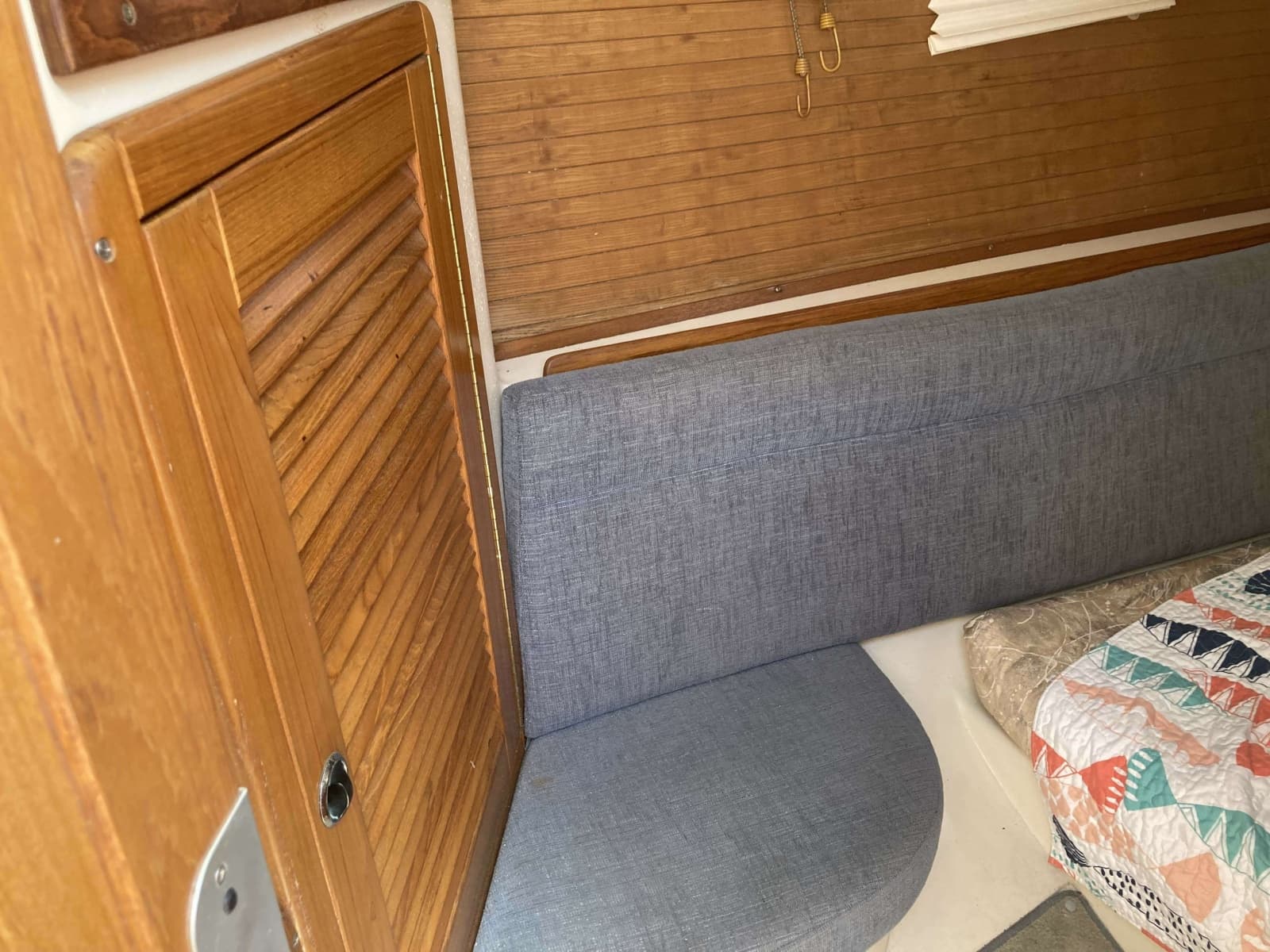 2003 Catalina 320 - Photo 41