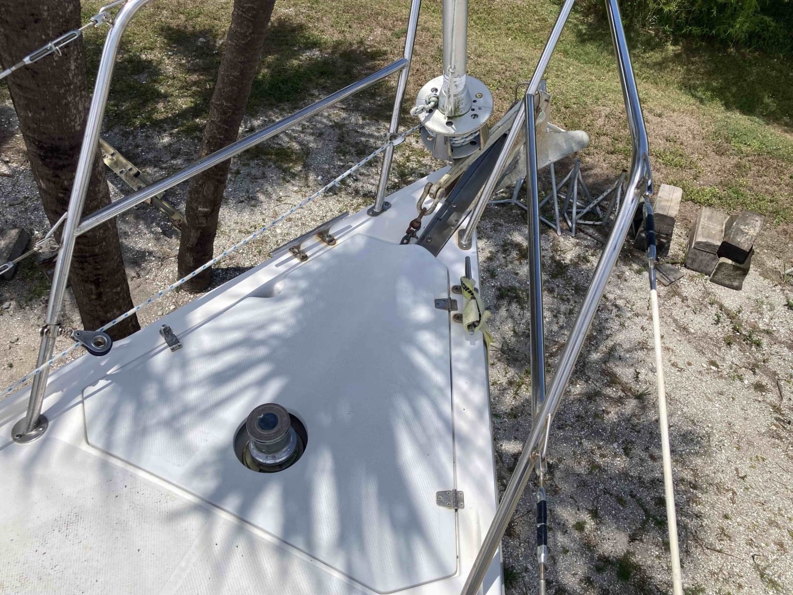 2003 Catalina 320 - Photo 23