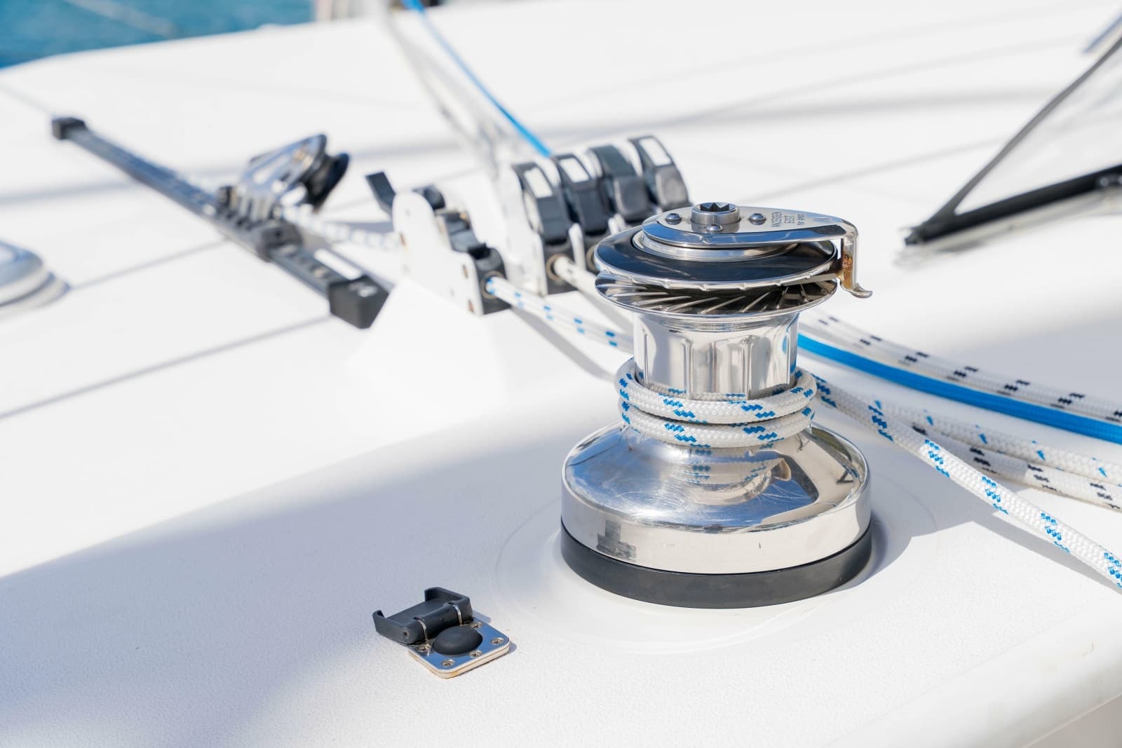 2011 Voyage Yachts 520 - Photo 13