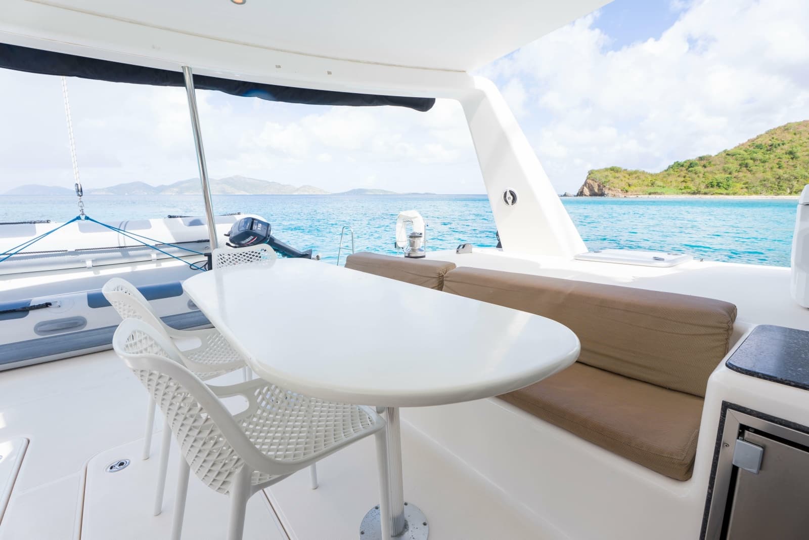 2011 Voyage Yachts 520 - Photo 17