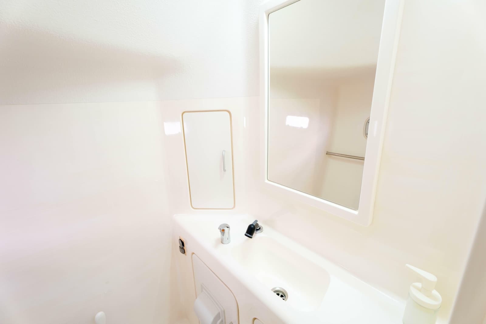 2011 Voyage Yachts 520 - Photo 41