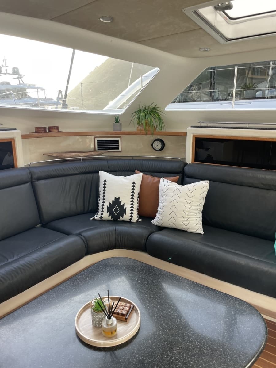 2011 Voyage Yachts 520 - Photo 40