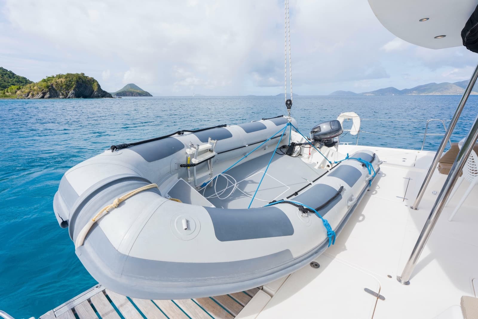 2011 Voyage Yachts 520 - Photo 24