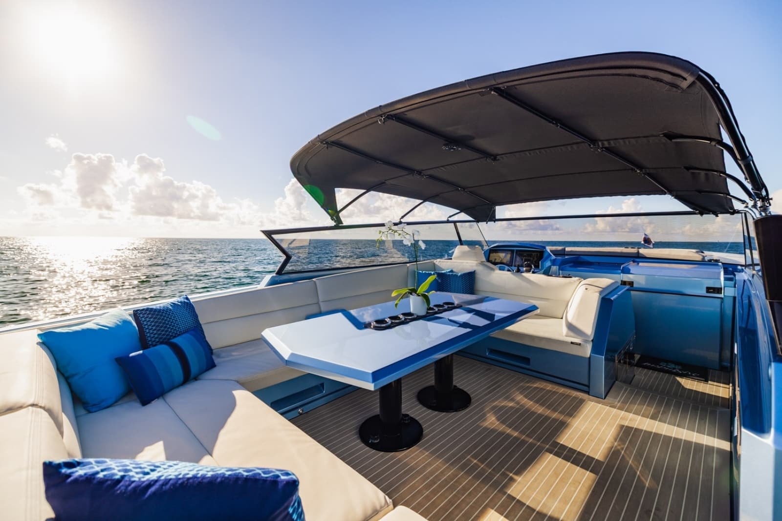 2019 Vanquish Yachts VQ58 - Photo 27