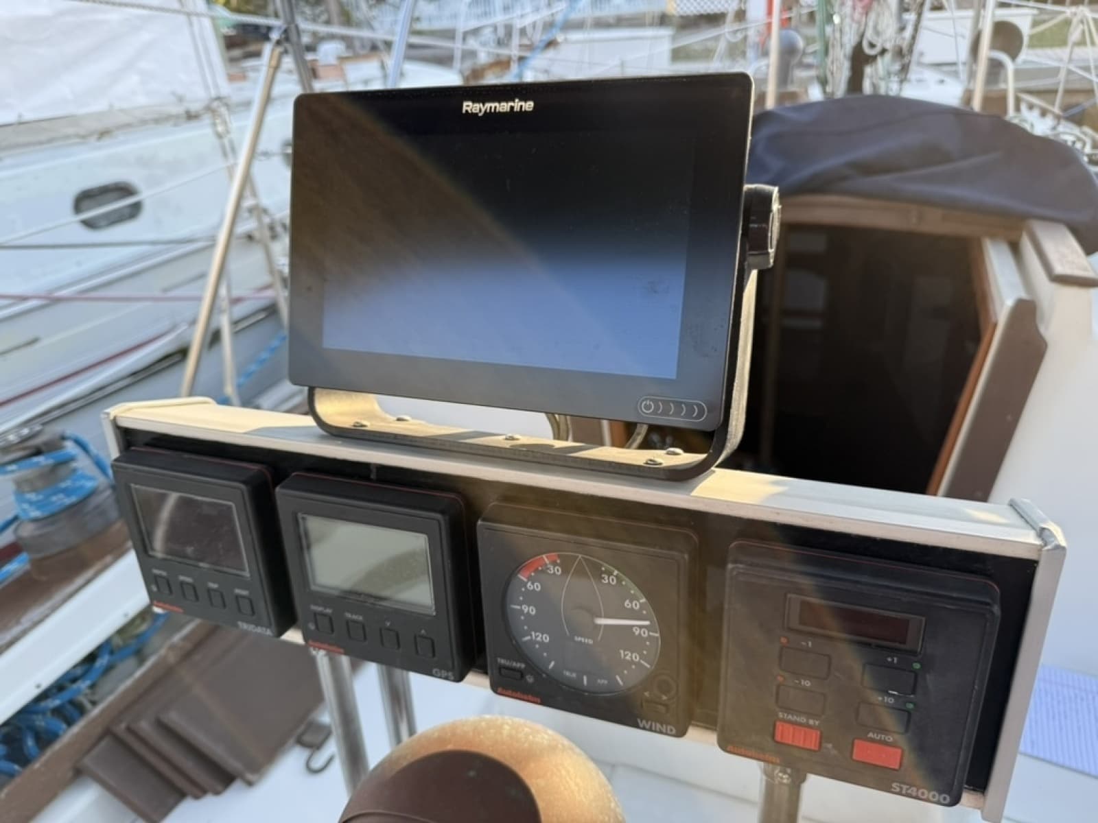 1987 Pacific Seacraft  - Photo 14