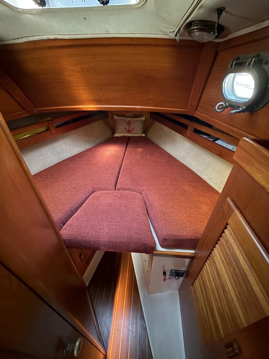 1987 Pacific Seacraft  - Photo 32