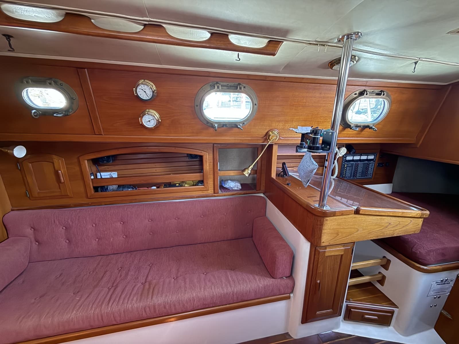 1987 Pacific Seacraft  - Photo 41