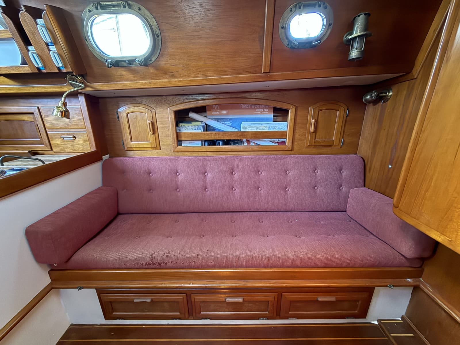 1987 Pacific Seacraft  - Photo 27