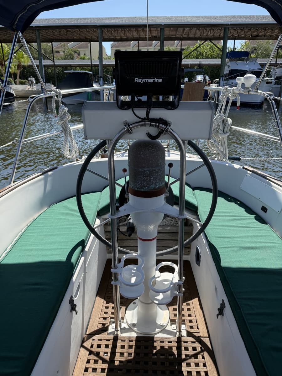 1987 Pacific Seacraft  - Photo 19
