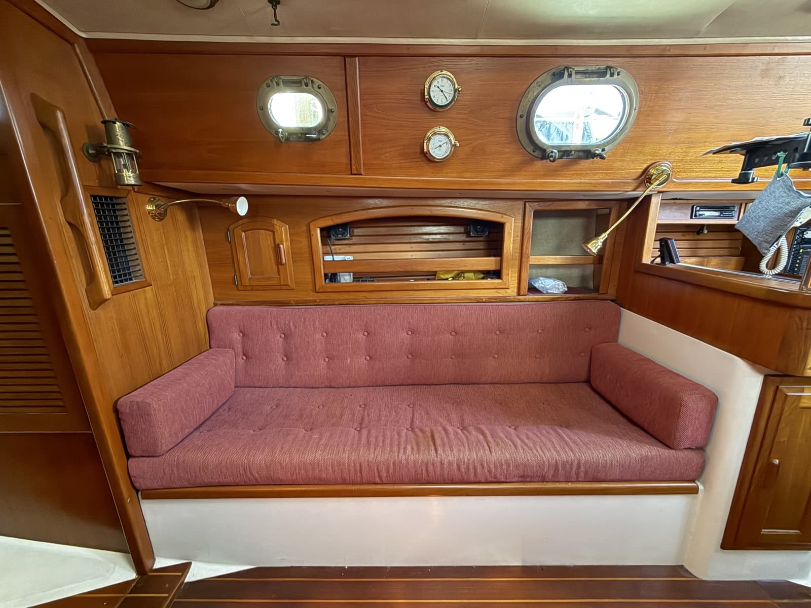 1987 Pacific Seacraft  - Photo 39