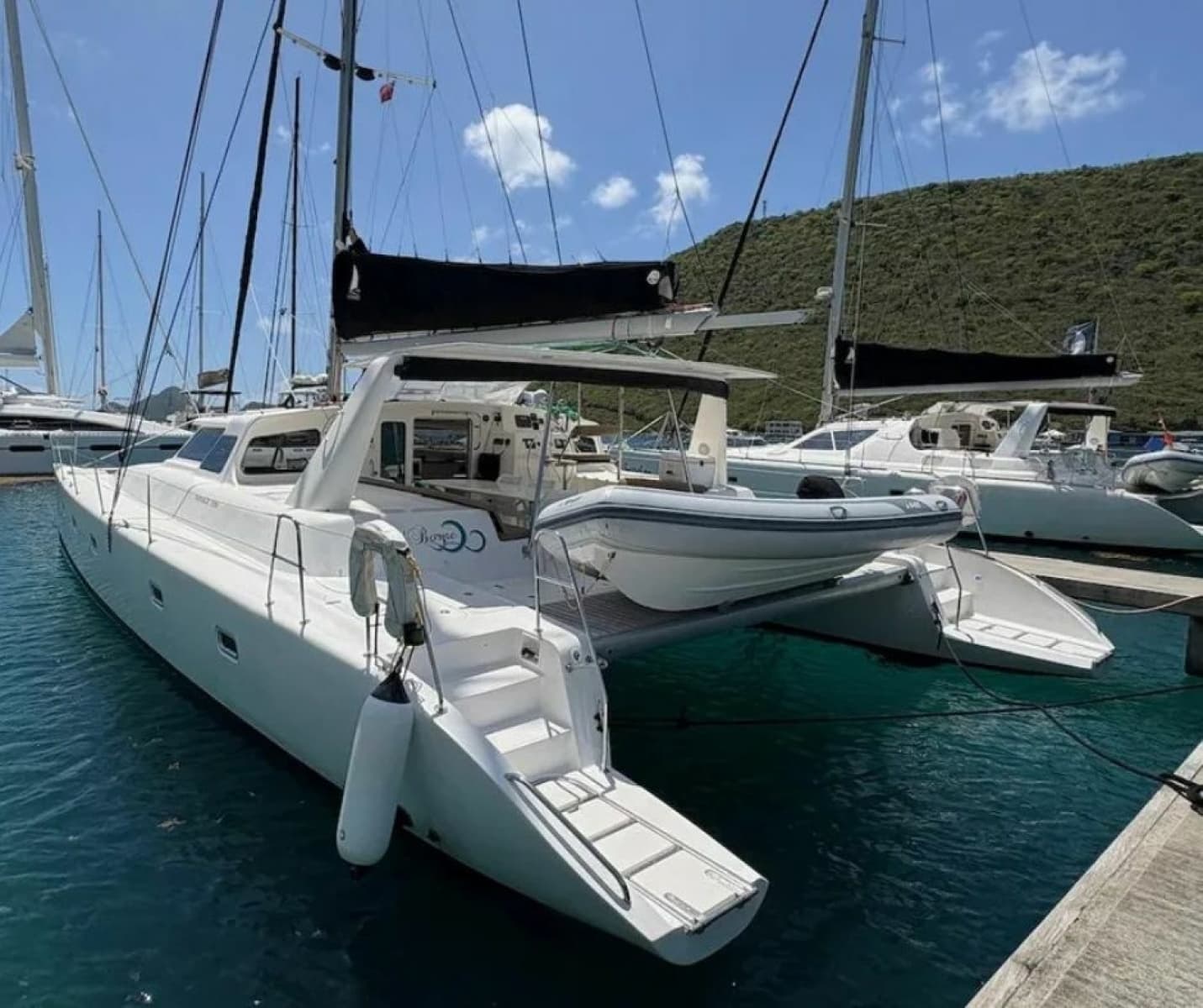 2015 Voyage Yachts 520 - Photo 4