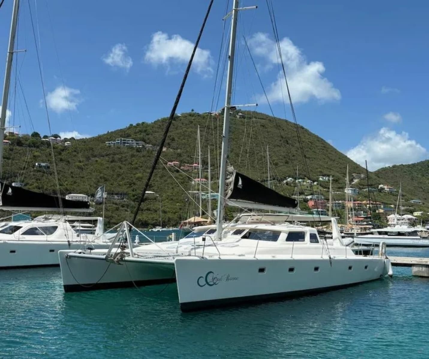 2015 Voyage Yachts 520 - Photo 1