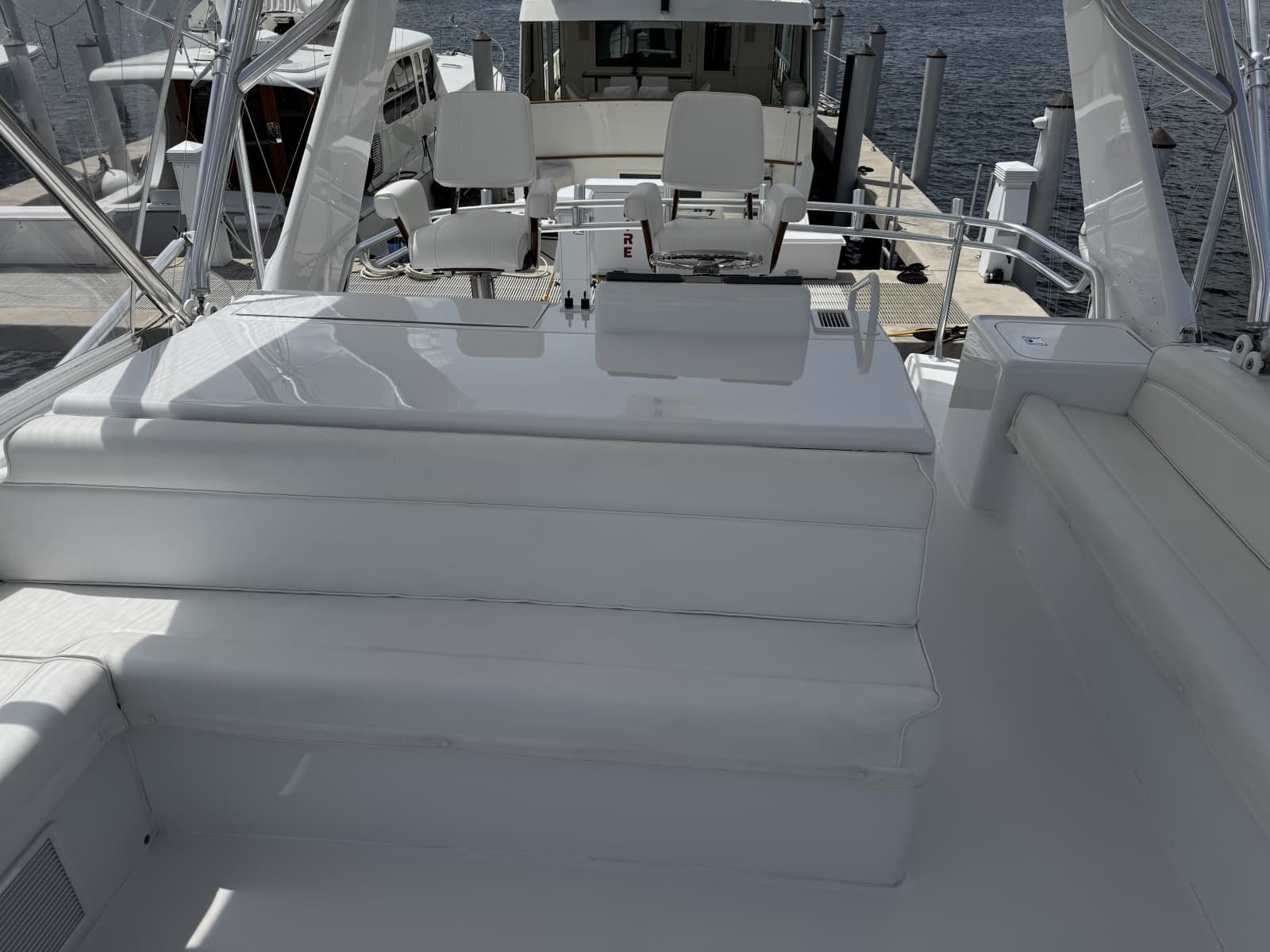 2004 Hatteras  - Photo 16