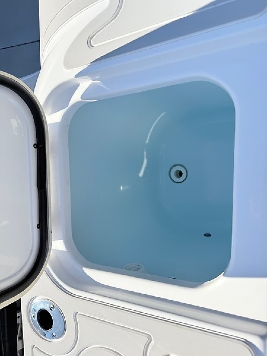 2023 Sportsman Open 352 Center Console - Photo 18