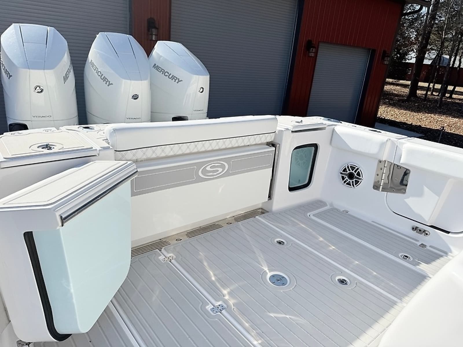 2023 Sportsman Open 352 Center Console - Photo 8