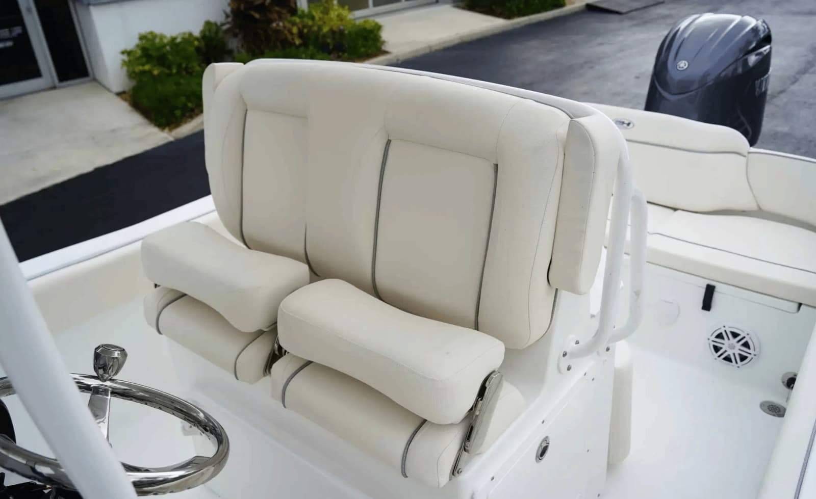 2026 Sea Hunt Ultra 235SE - Photo 5