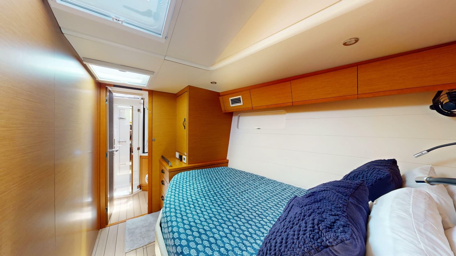 2018 Jeanneau 64 - Photo 30