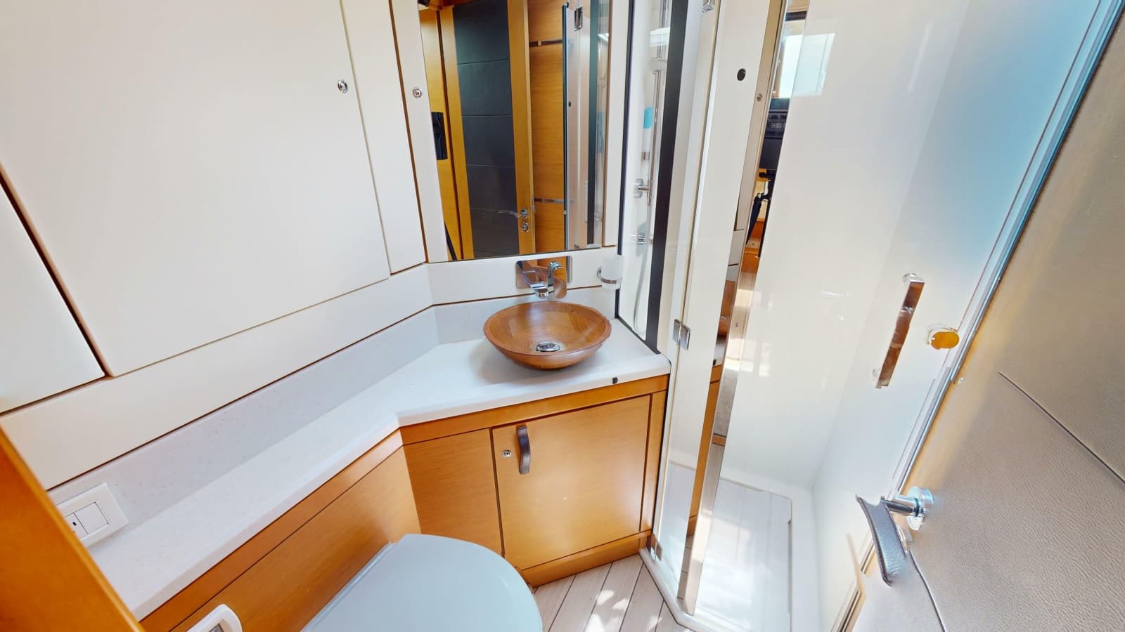 2018 Jeanneau 64 - Photo 31