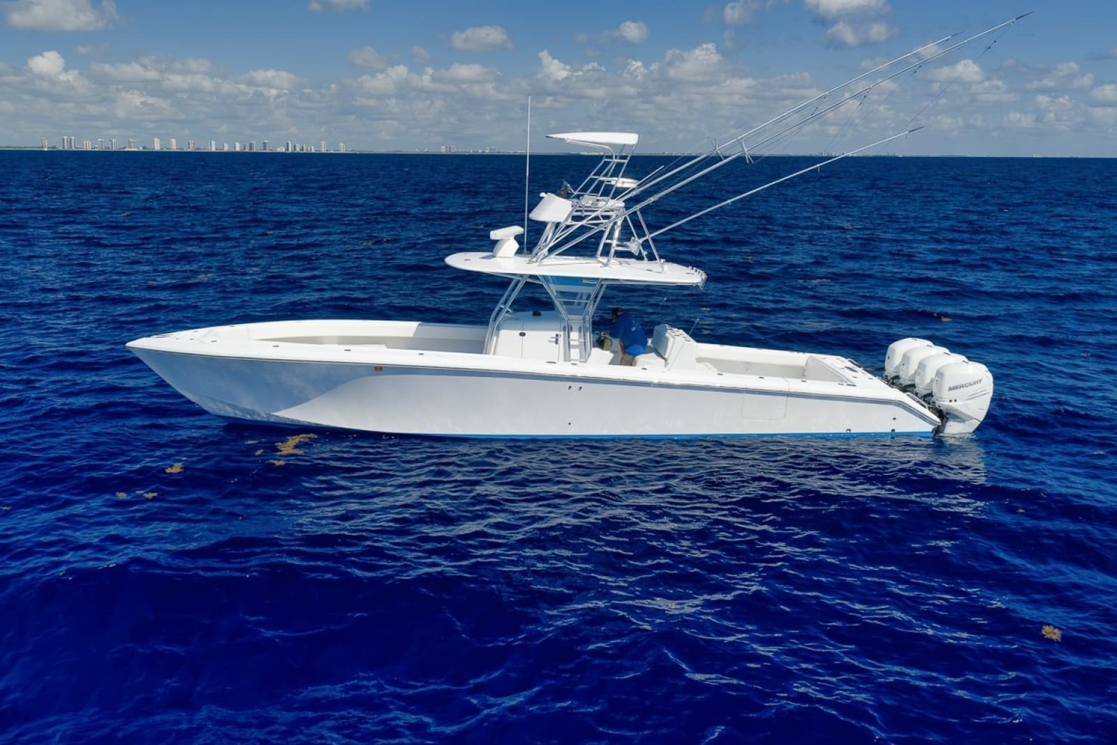 2017 Bahama 41CC - Photo 1