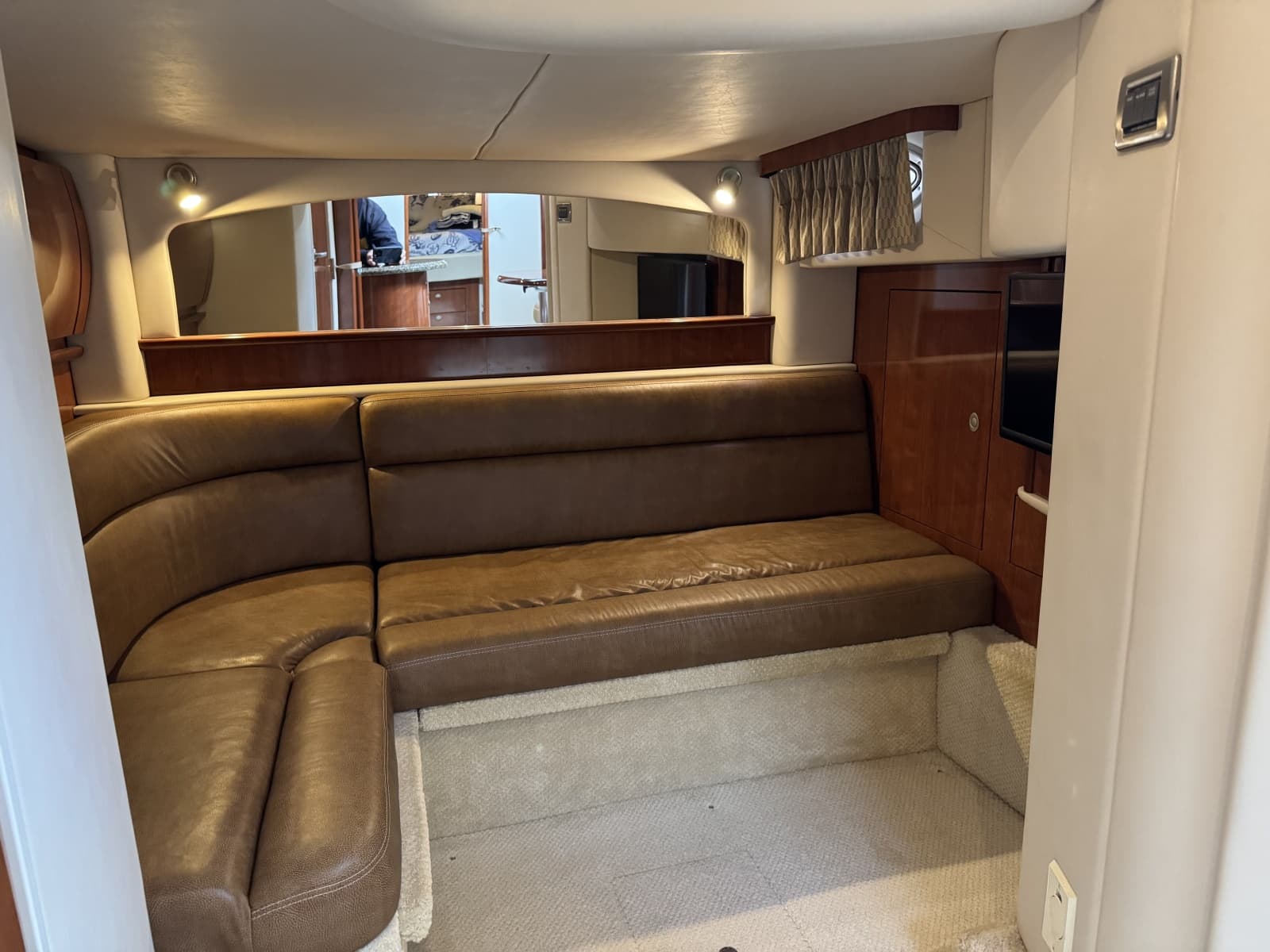 2005 Sea Ray 420 Sundancer - Photo 15