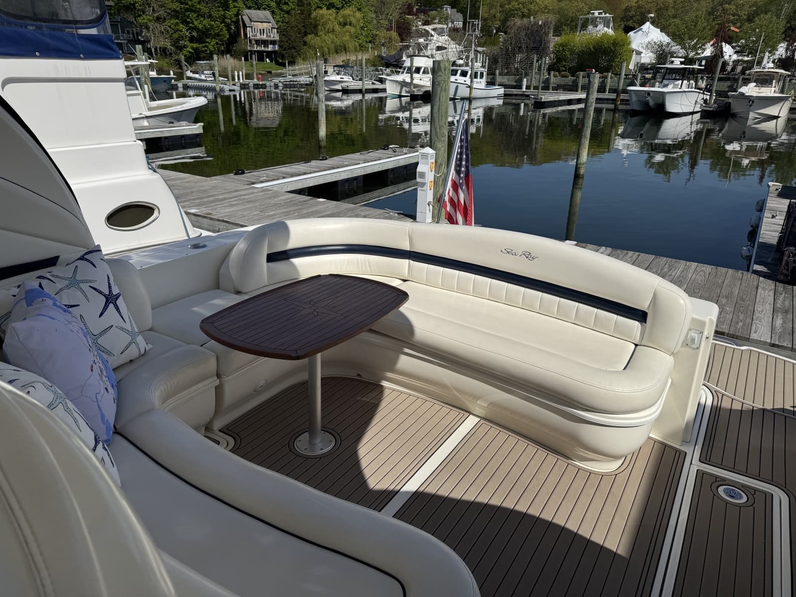 2005 Sea Ray 420 Sundancer - Photo 6