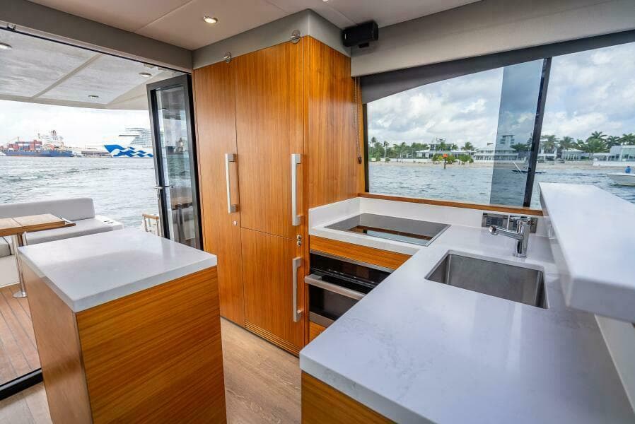2021 Maritimo X50 - Photo 14