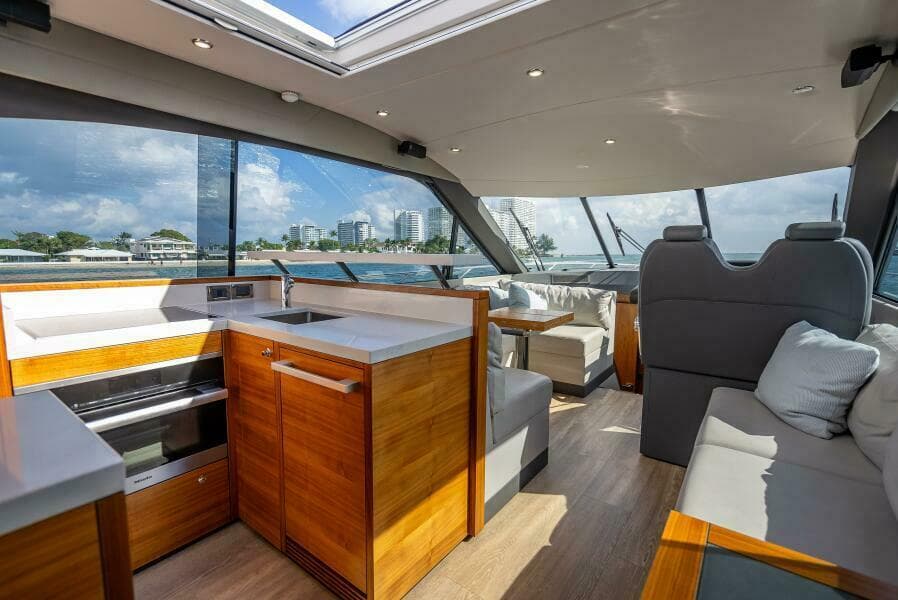 2021 Maritimo X50 - Photo 16