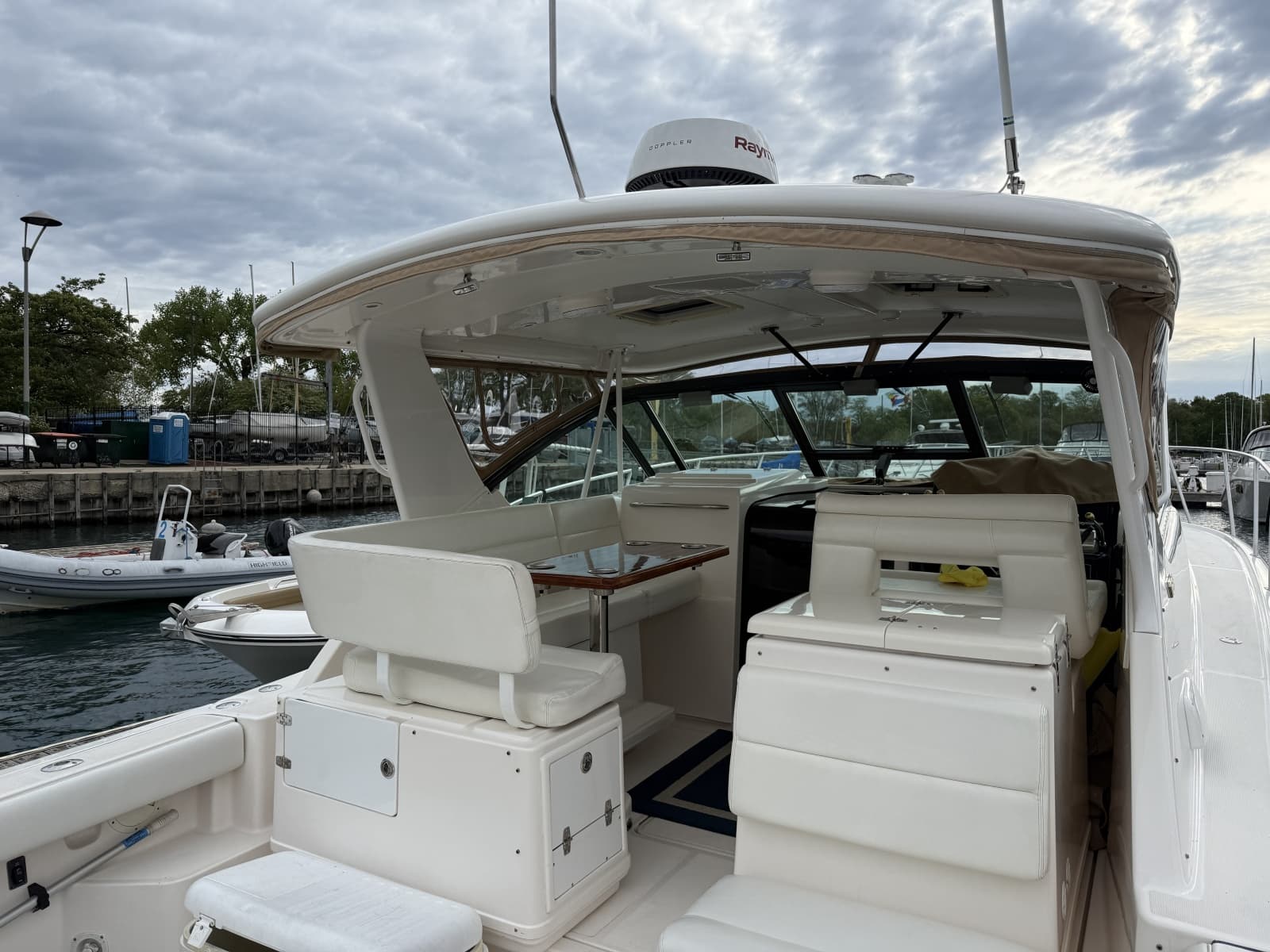 2003 Tiara Yachts 3500 Open - Photo 7