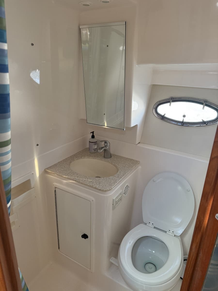 2003 Tiara Yachts 3500 Open - Photo 18