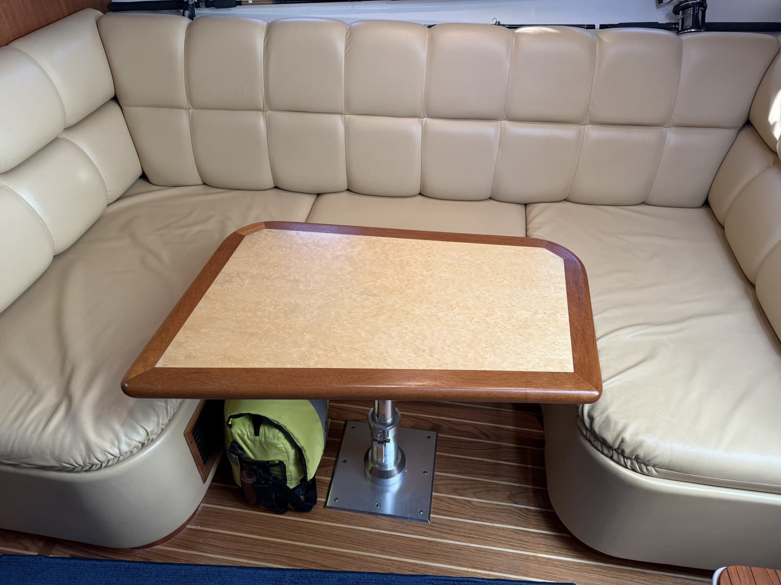 2003 Tiara Yachts 3500 Open - Photo 17