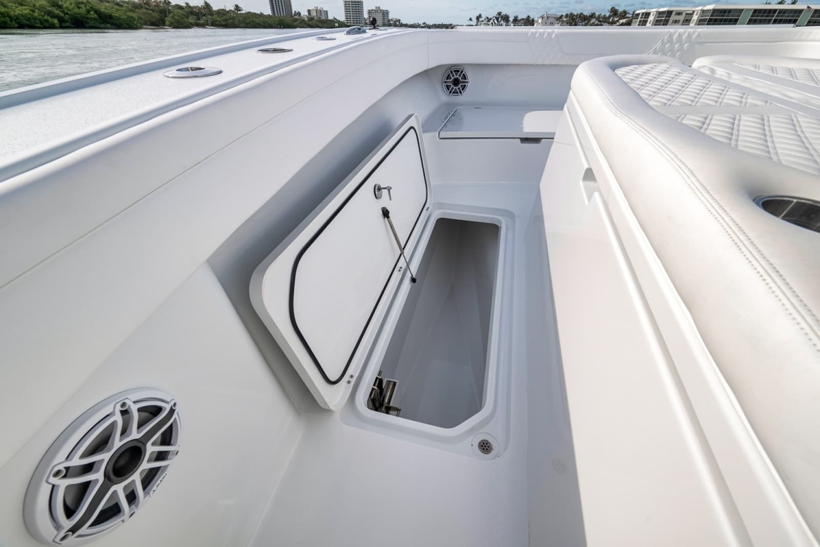 2024 Costa Custom 34 SV - Photo 25