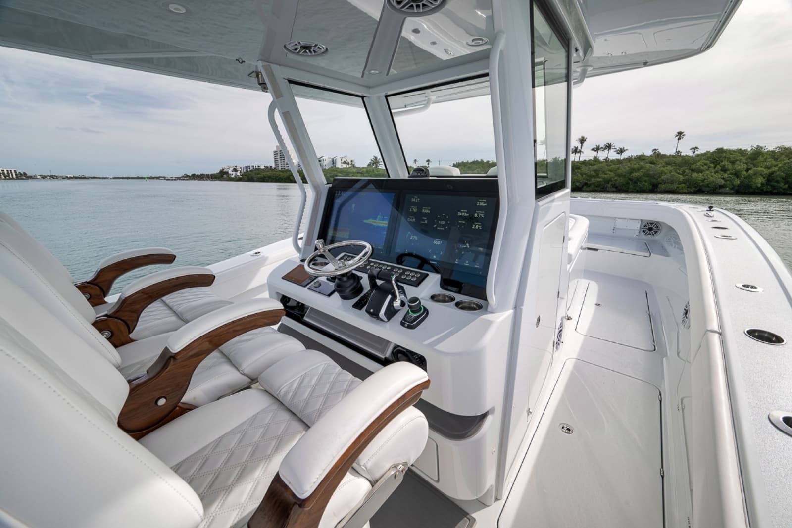 2024 Costa Custom 34 SV - Photo 30