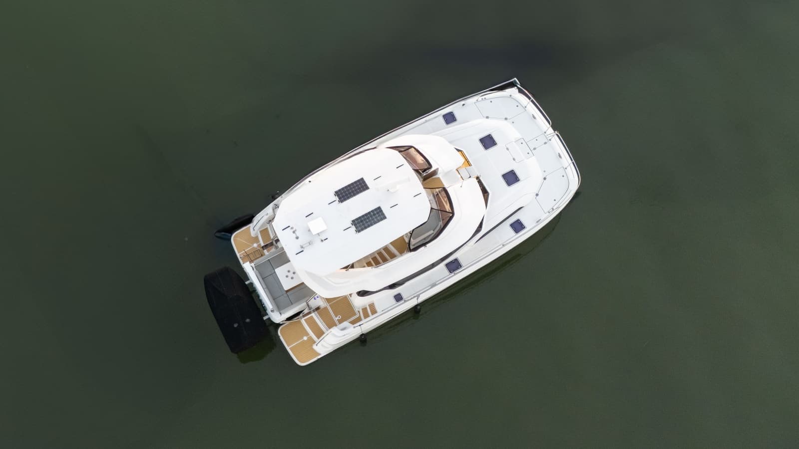 2021 Aquila 44 - Photo 4