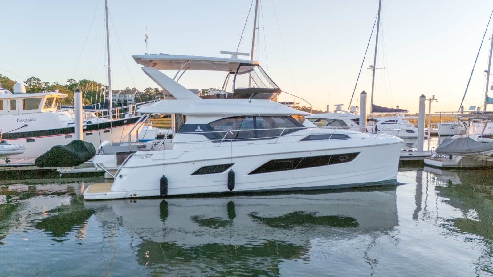 2021 Aquila 44 - Photo 1