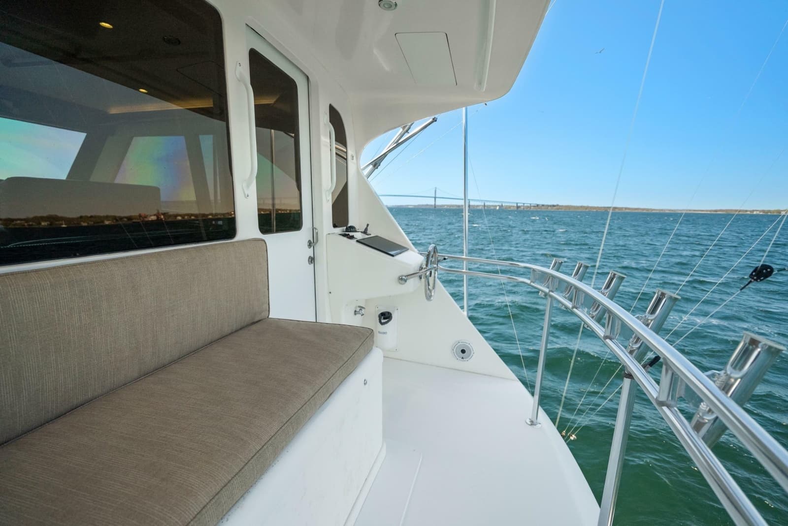 2007 Viking Enclosed Flybridge - Photo 27