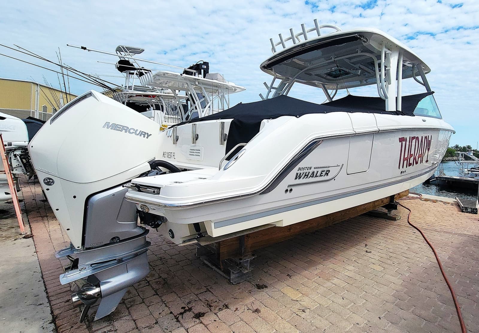 2022 Boston Whaler 320 Vantage - Photo 20