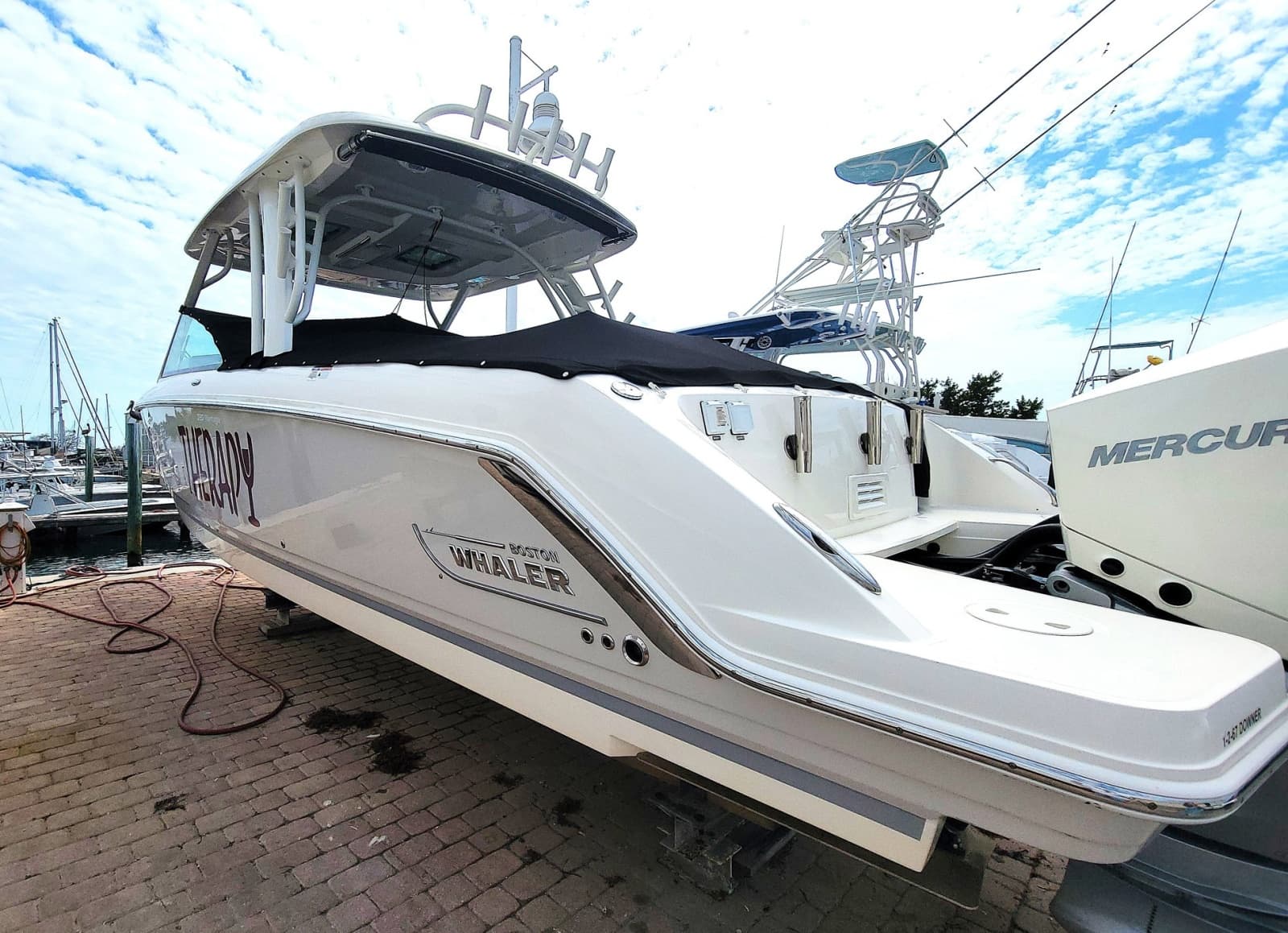 2022 Boston Whaler 320 Vantage - Photo 19