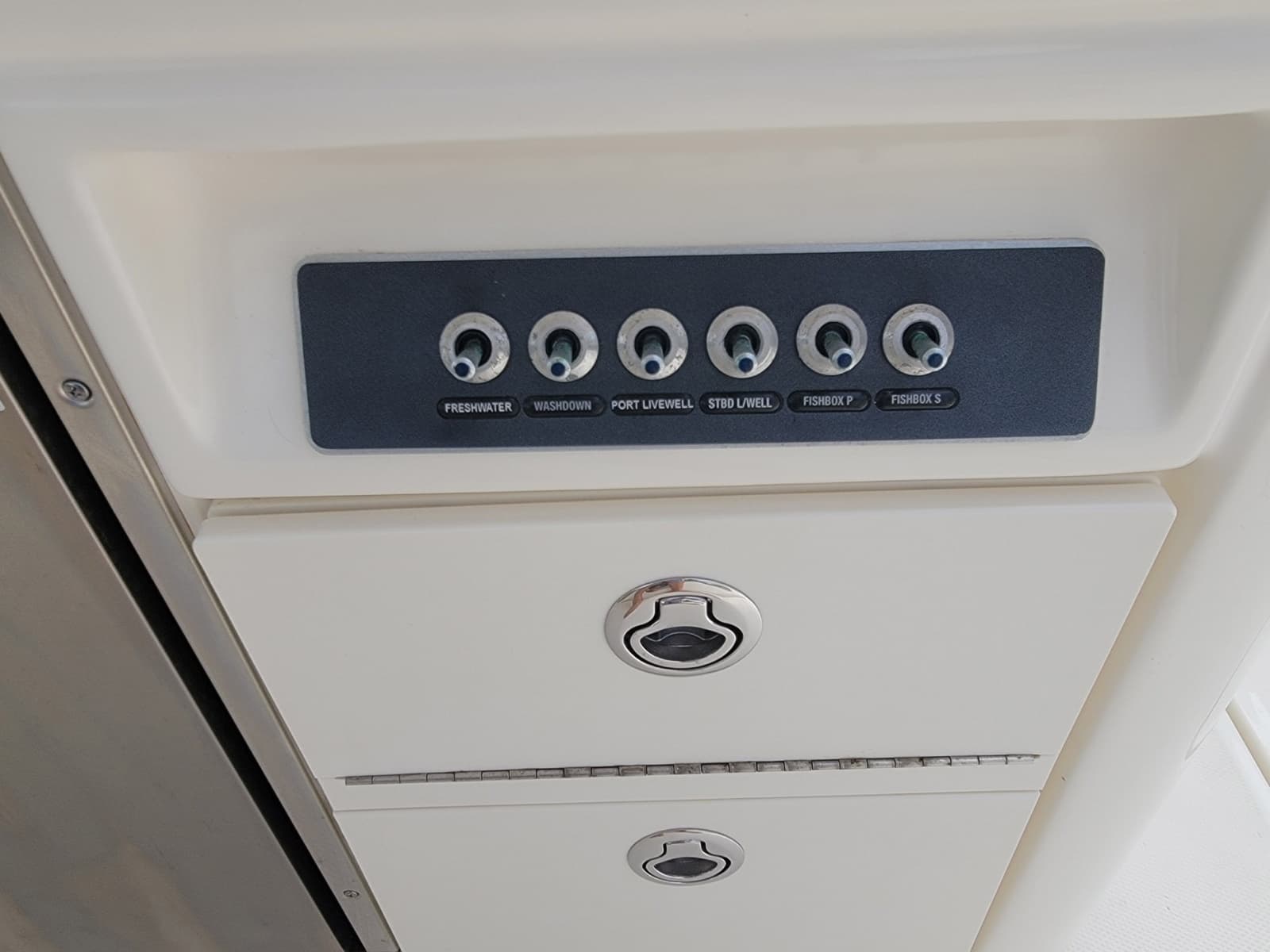 2022 Boston Whaler 320 Vantage - Photo 47