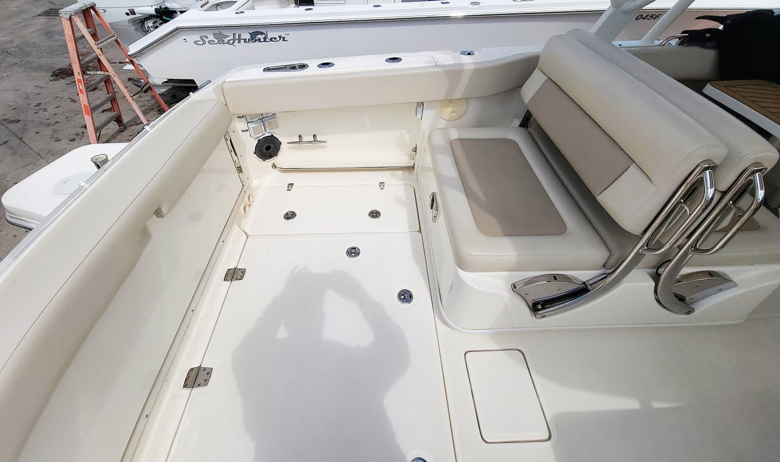 2022 Boston Whaler 320 Vantage - Photo 27