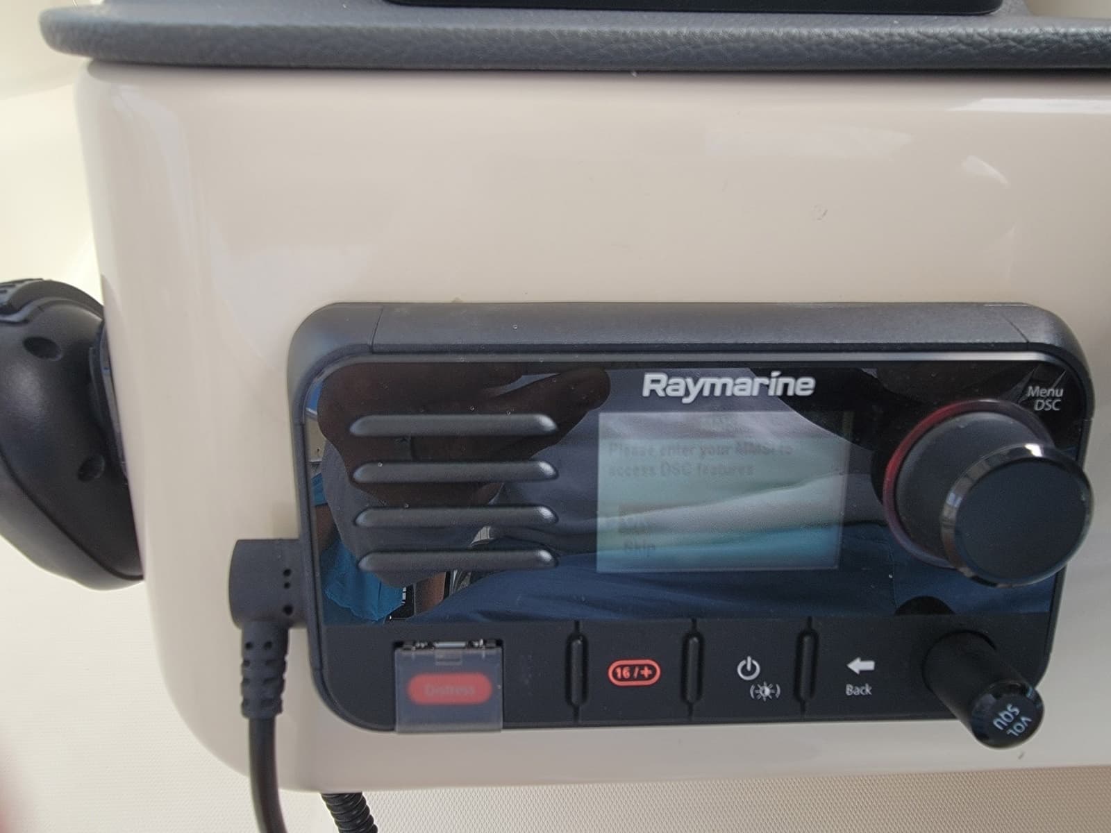 2022 Boston Whaler 320 Vantage - Photo 41