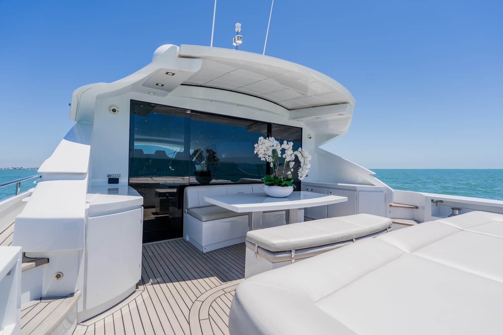 2010 Pershing 80 - Photo 4