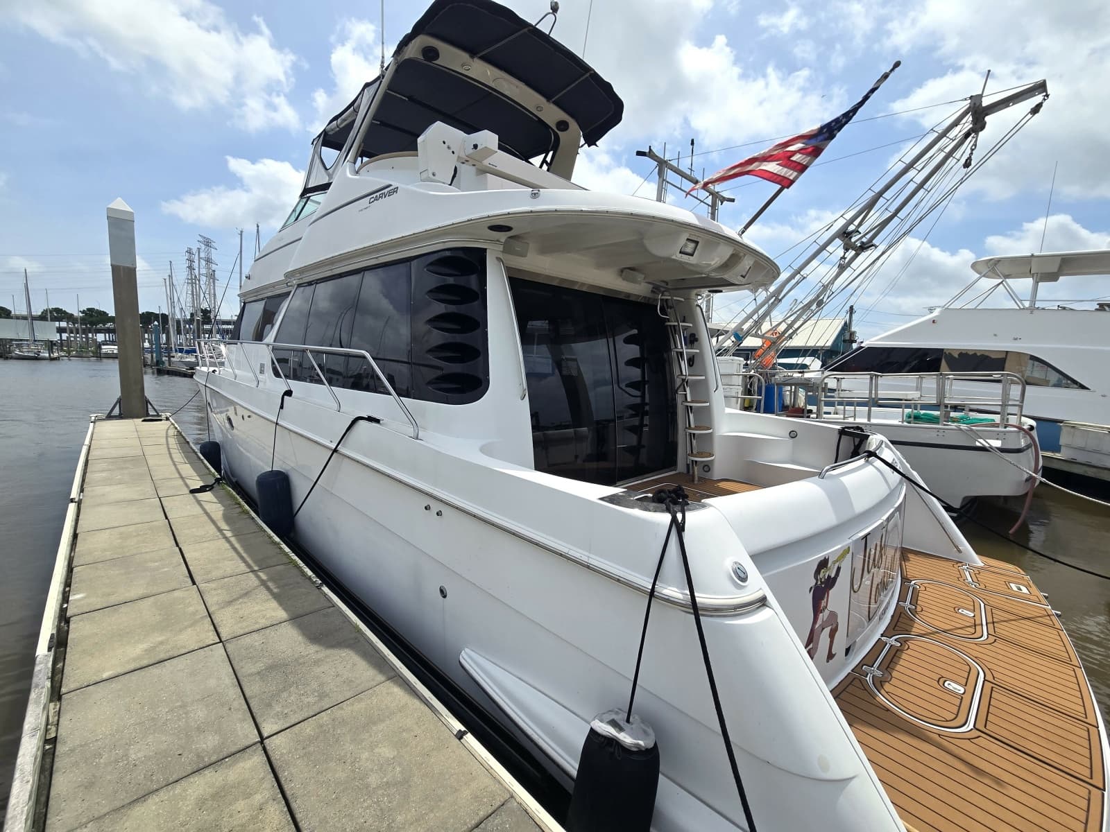 2000 Carver 530 - Photo 6