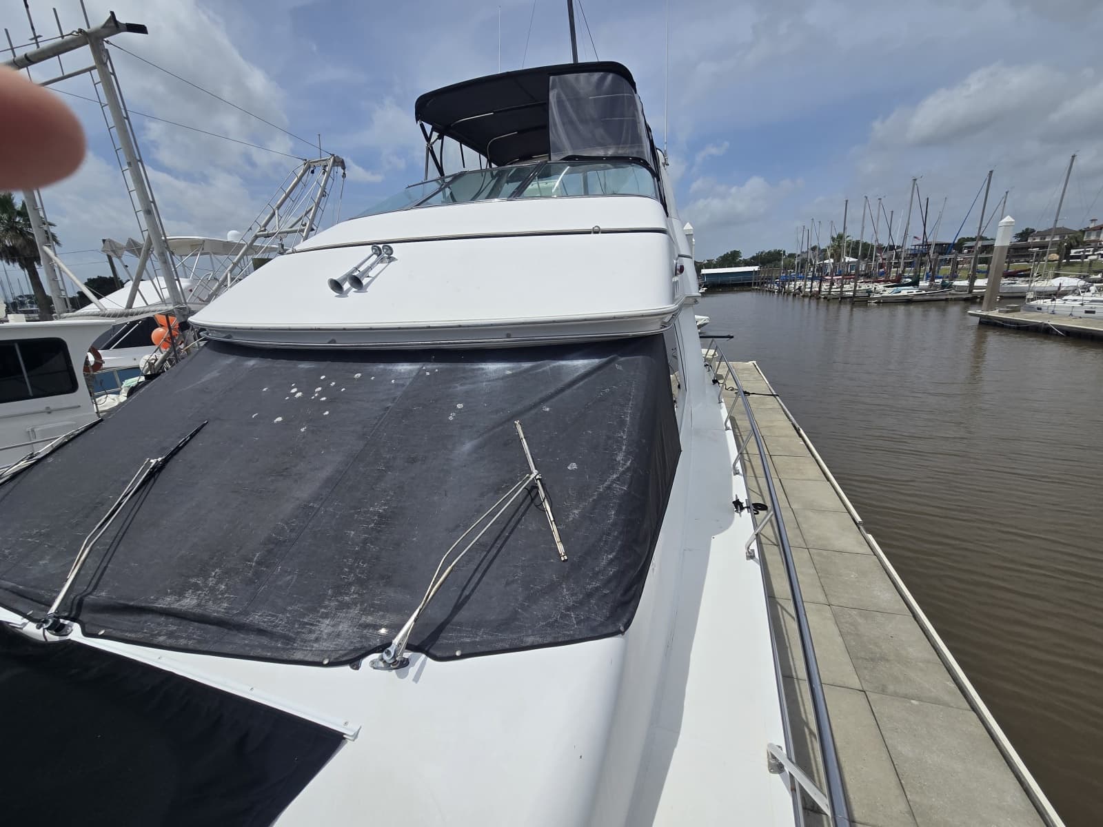 2000 Carver 530 - Photo 17