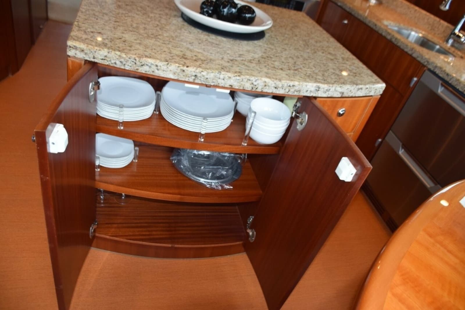 2013 Hargrave Motoryacht - Photo 12