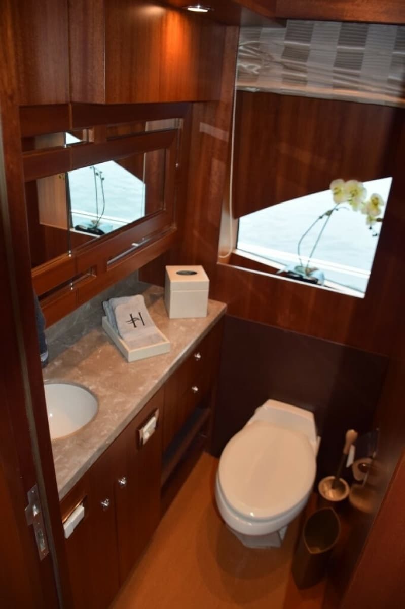 2013 Hargrave Motoryacht - Photo 16