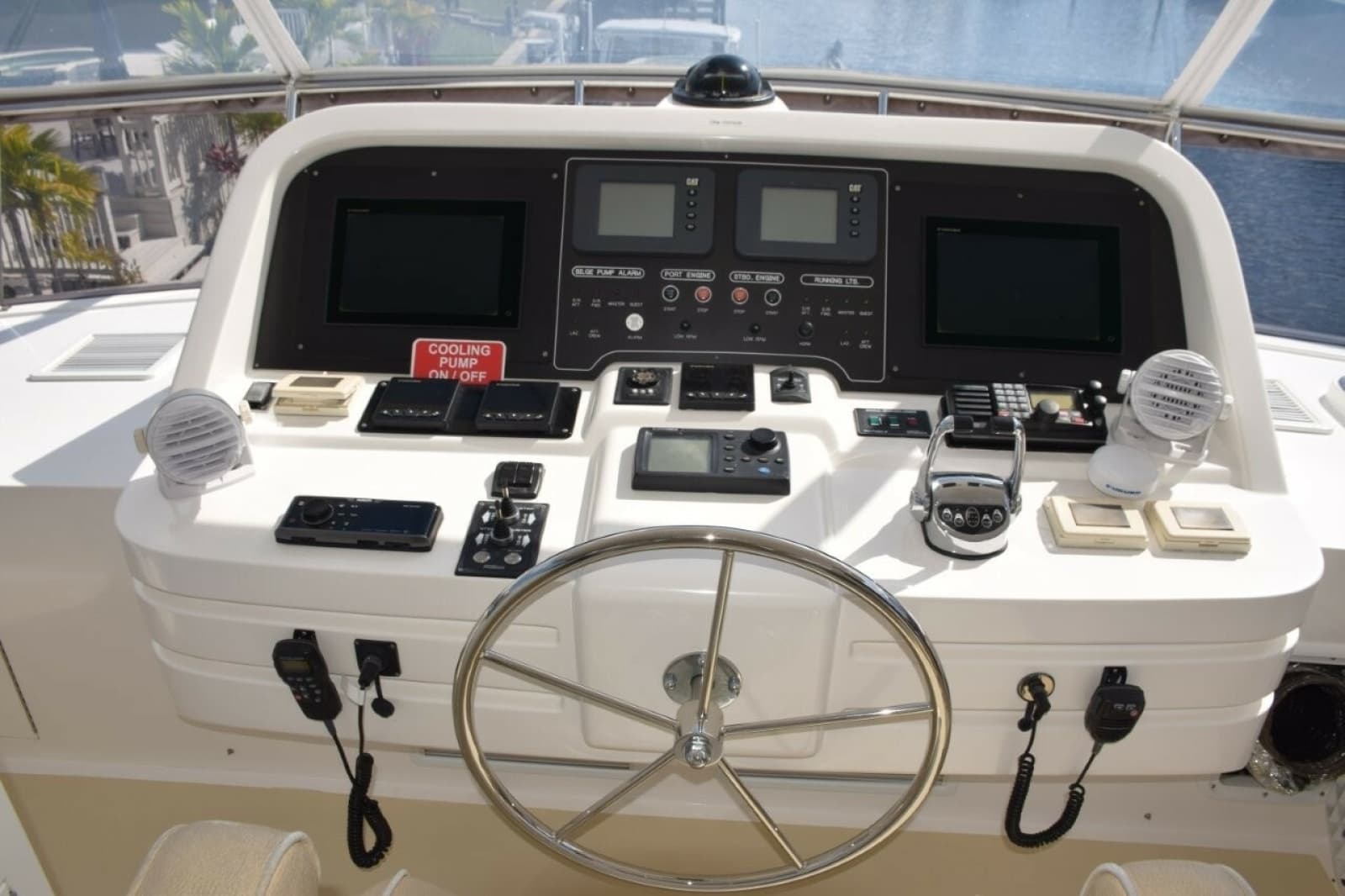 2013 Hargrave Motoryacht - Photo 2