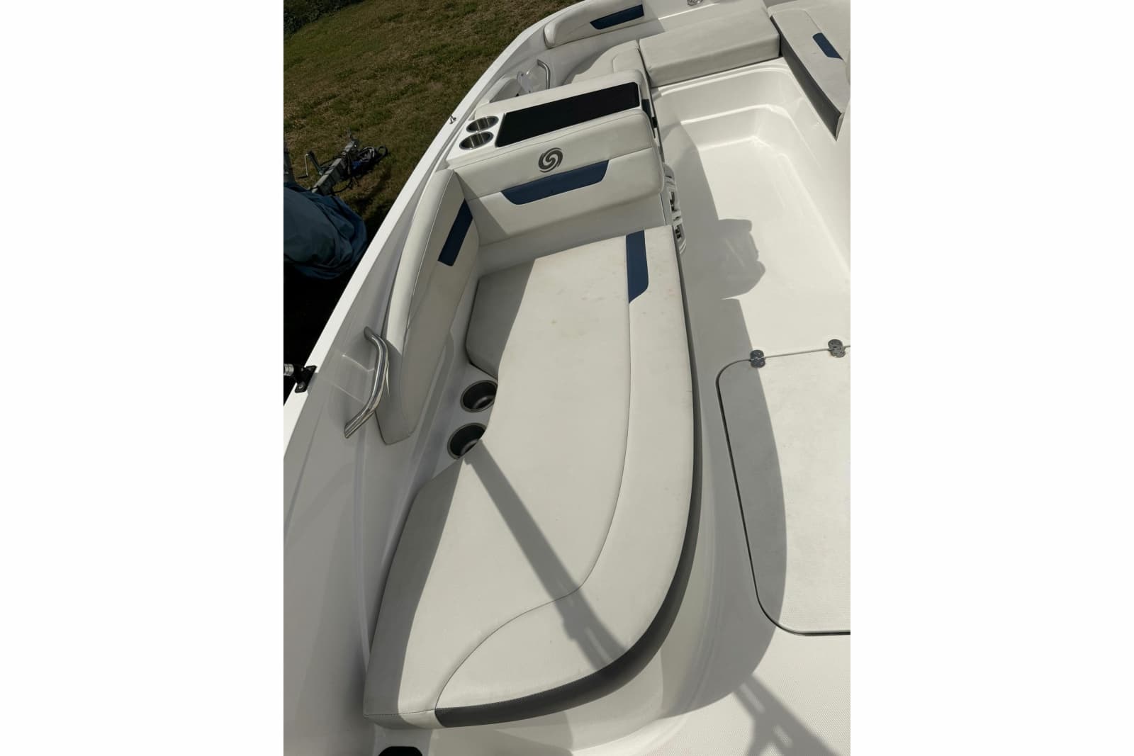 2020 Hurricane SunDeck Sport 185 OB - Photo 10