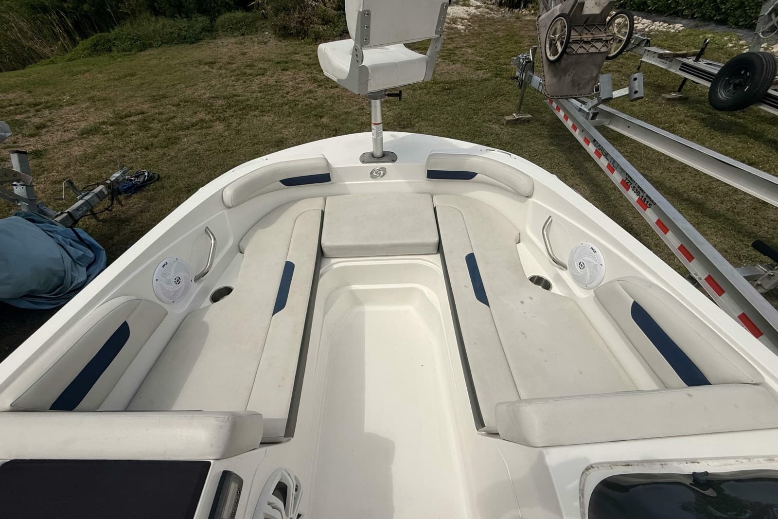 2020 Hurricane SunDeck Sport 185 OB - Photo 17
